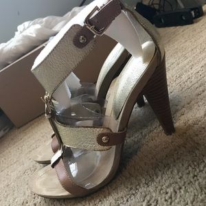 Nine West summer sandals 91/2 gold